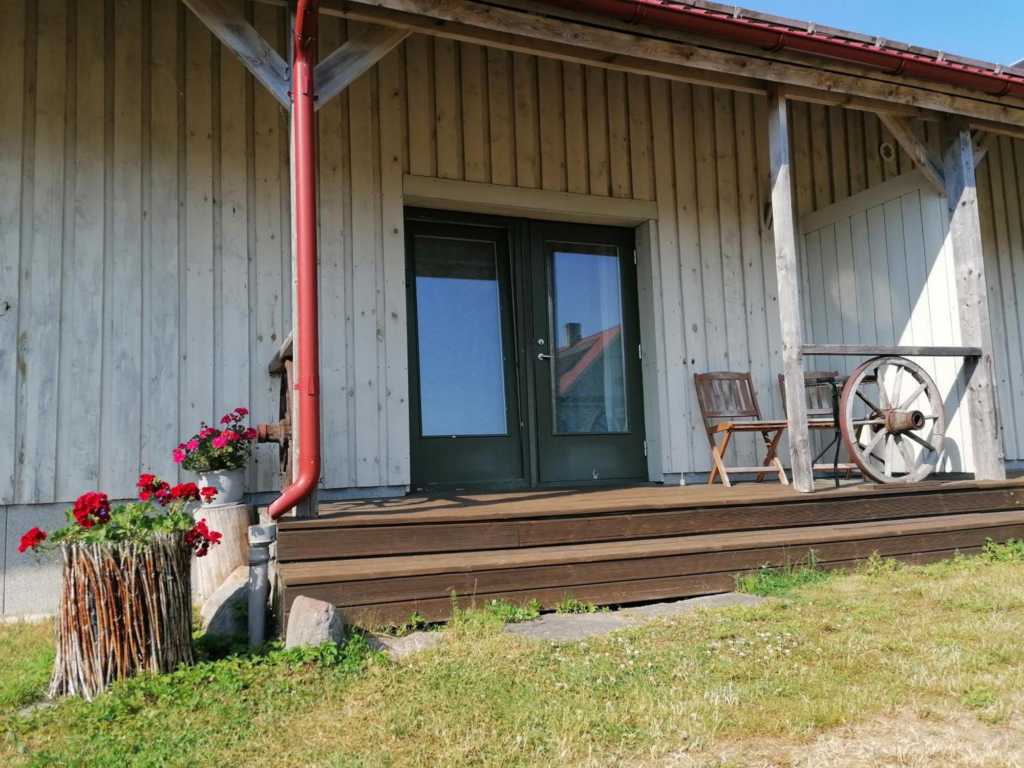 Piibelehe Guest Accommodation กูรัซซาเร ภายนอก รูปภาพ